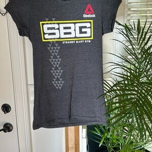 Connor McGreggors Gym NEW UFC Reebok t-shirt sz M Gorilla Gym Authentic